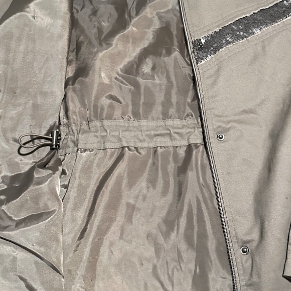 Jacket never worn size M - Picture 2 of 2